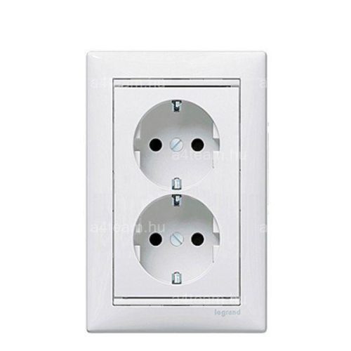 Legrand Valena 2x2P+F dugalj fehér