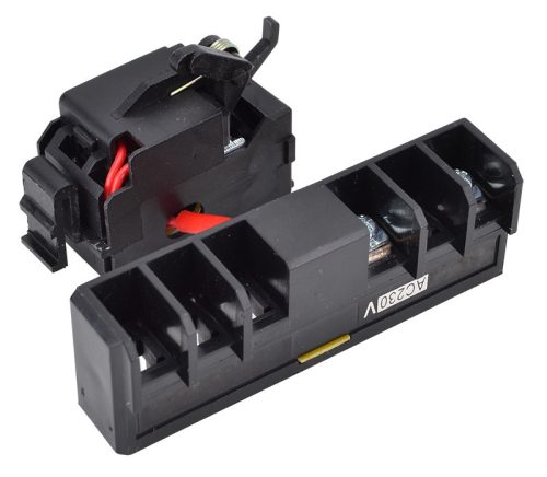 Munkaáramú (sönt) kioldó AKM3-4 méret AC 230V