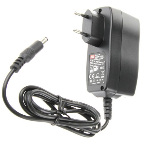 Dugaszolható, műanyag házas tápegység 90-264 VAC / 12 VDC, 60 W, 0-5 A