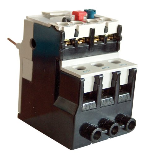Termikus túláramvédelmi relé TR1K segédkontaktorokhoz 690V, 0-400Hz, 4-6A, 1×NC+1×NO