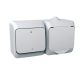 Schneider Electric CEDAR PLUS 2P+F csatlakozóaljzat, kétpólusú kapcsolóval, IP44, fehér