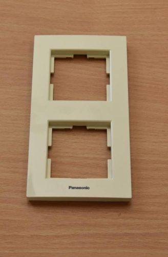 Panasonic Karre Plus 2-es sorolókeret függőleges bézs